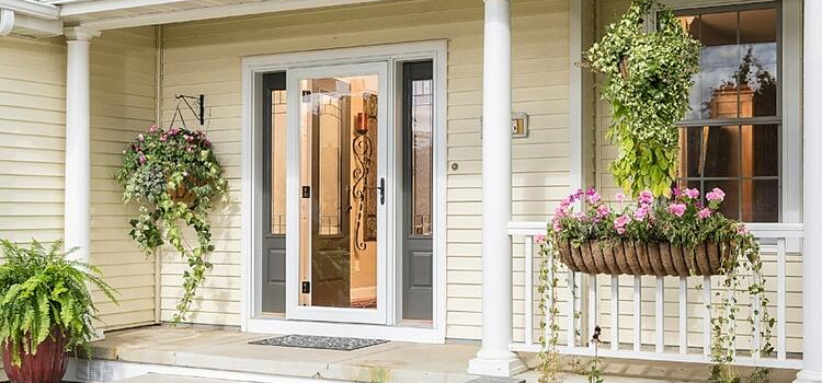 screen door installation in Corte Madera